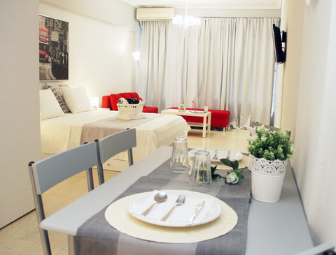 -Located at the very center of Thessaloniki,at Mitropoleos Street,where everythi Thessaloniki, Greece Modern studio in the heart of the city Entire rental unit vacation rental 19032530