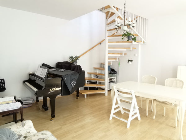 Hallo! We want to offer the nice room  with Laura Ashley furniture inexpensive.   The beautiful  room with cat sitter obligation Entire rental unit vacation rental 36313953