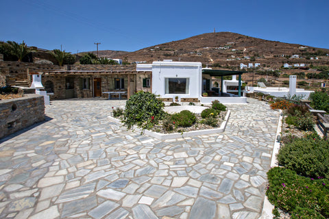 Accommodation with sea view, fully equipped kitchen, towels, electric devices et Tinos, Greece Lekasi's 2 bedroom house Cycladic home vacation rental 5790283