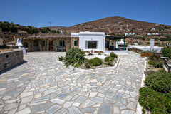 Accommodation with sea view, fully equipped kitchen, towels, electric devices et Tinos, Greece Lekasi's 2 bedroom house Cycladic home vacation rental 5790283