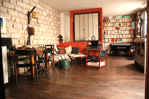 <b>The space</b><br />French following<br /><br />  Located in the lively and co Paris, France UN LOFT A PARIS BELLEVILLE Entire loft vacation rental 26827