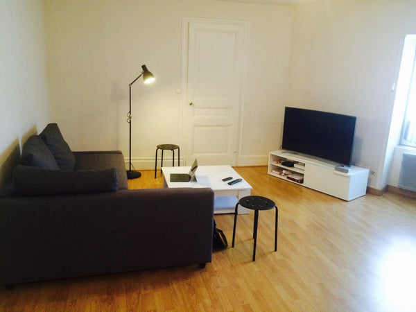 Appartement très cosy, idéalement placé dans le 6ème arrondissement de Lyon, à d Sainte-Pazanne, France Appartement cosy Lyon Part Dieu / Brotteaux Entire rental unit vacation rental 23582339