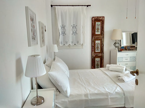 This 3-bedroom/3-bathroom home sleep (9) nine comfortably.  It can be used as on Paros, Greece Drios Bougainvillea 3-Bedroom home!  450m to beach Entire home vacation rental 652104861866451531