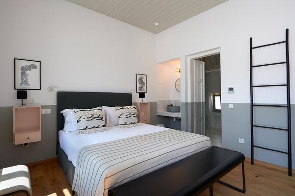 Recently fully renovated apartment offering a private luxurious room and a share Greece Agora Suite right in the Heart of Paroikia Private room in rental unit vacation rental 37835955