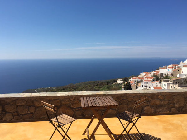Newly Built, located a few feet from Caldera 1 & 2.<br />This is a two floor hou New York, NY Caldera Premium Entire home vacation rental 19532086