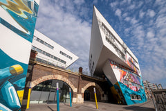 Die Unterkunft befindet sich direkt am Donaukanal und wurde von der Stararchitek  Urban Island Riverside Apartment with Balcony 6per Entire rental unit vacation rental 48371041