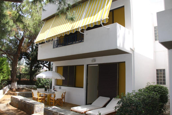 Featuring a terrace or balcony with garden or sea view, this apartment offers a<  Cozy 2 bedroom Apartment ideal for 2-3 guests, in Stalida by Heraklion Entire rental unit vacation rental 53556155