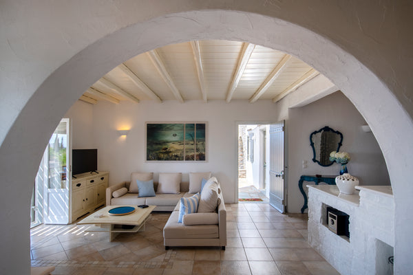 Traditional comfortable full two-floor house with a seperate guest room.3 master  amazing sea view luxurious villa for 6 guests Entire home vacation rental 24434333