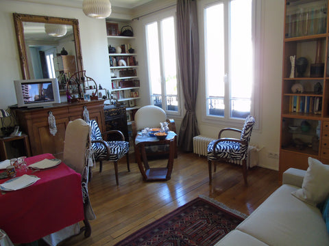 Appartement lumineux et calme - 4ème étage sans ascenseur - dernier étage - tous  chambre calme dans appartement typique parisien Shared room in rental unit vacation rental 21929921