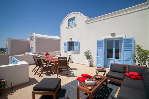 Set in Emporio Santorini, 700 metres from Perivolos Beach and 1.2 km from Periss  Sunrise Apartment Santorini Entire villa vacation rental 621517752746717684