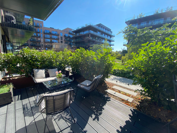 Large modern apartment 2 km from central Copenhagen. <br /><br />The apartment i Copenhagen, Denmark Water-side apartment close to central Copenhagen Entire condo vacation rental 54325273