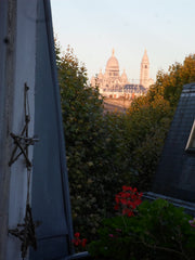 Charming spacious apartment , 45 m2, with comfy double bed in mezzanine, fitted  Paris, France Easy acces Gare du Nord/Canal Entire rental unit vacation rental 6558473