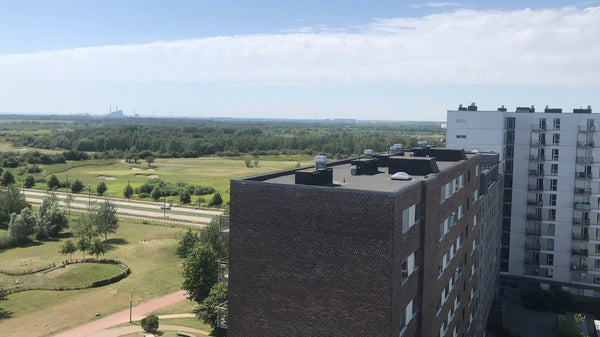 Lys penthouse lejlighed i Ørestad i København S med nordisk indretning. Der er p Copenhagen, Denmark Penthouse lejlighed med udsigt udover København Entire rental unit vacation rental 36220839