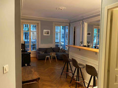 Sublime appartement avec parquet et moulures proches de la presqu’île ( 100 mètr Francheville, France Appartement type haussmanien fête des lumières Entire rental unit vacation rental 53674188