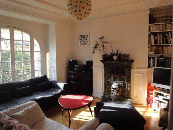 Très grand appartement, feutré décoré avec goût. Style contemporain et matériau  Paris, France Appartement de grand standing Entire rental unit vacation rental 4665607