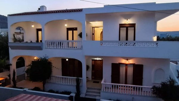 Το Filoxenia House ειναι ενα πολυ ανετο διαμερισμα για οικογενεια η και για ζευγ  FILOXENIA HOUSE Entire condo vacation rental 584640209941098867