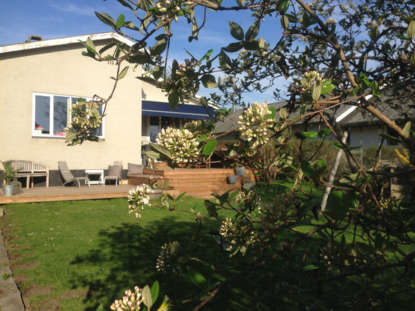 Dejligt lille hus, med skøn have hvor der er legehus, trampolin og gyngestativ.< Copenhagen, Denmark Lille hyggeligt hus tæt på København. Entire home vacation rental 24852288