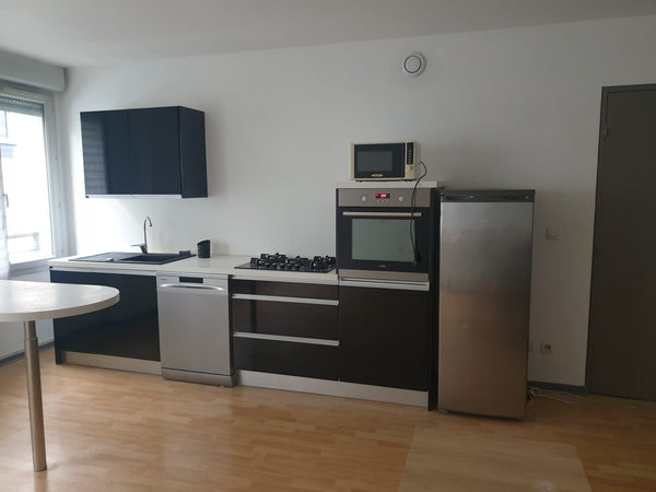 L´appartement de 45m² est situé à un point stratégique de Lyon: à deux pas du mé Lyon, France Location appartement Lyon 3 Entire rental unit vacation rental 768556303207974733