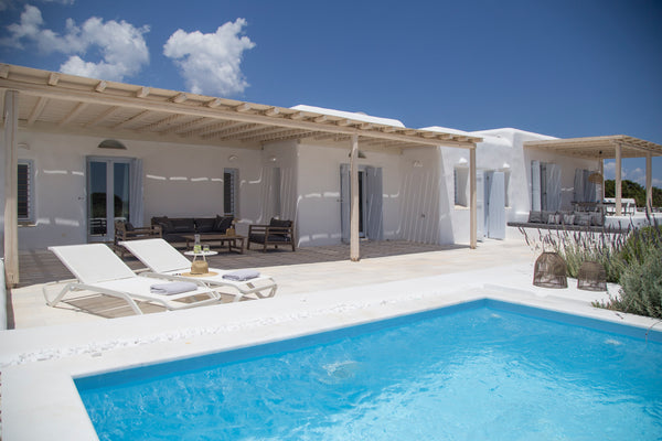 Five Villas of 2,000 m2 total and three Suites of 180 m2 total, offer quietness  Greece SAND Collection Villas | SAND Villa 4 with pool Cycladic home vacation rental 25817427