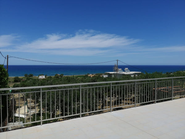 This home is in the same site with 2 other homes. 500 metres away from the beach Crete Region, Greece Dramia Home, very close to the beach Entire home vacation rental 26090746