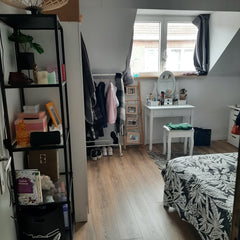 Je suis à la recherche de quelqu'un de calme et bonne ambiance qui sous louerait  Sous location d'une chambre pour l'été Entire cottage vacation rental 50193459