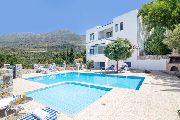 An independent, family-run 2-story 4-bedroom villa in a special part of southern Rethimnon, Greece Villa Anemos Entire villa vacation rental 6564911