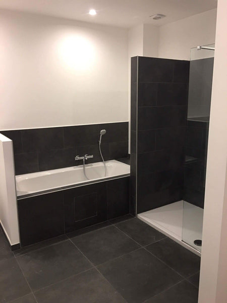 Ancienne maison, récemment rénovée et disposant 3 chambres et une salle de jeux.  Famille L&F Private room in townhouse vacation rental 38254998