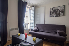 This beautiful 35 m2 studio is situated on the fourth floor of a typical <br />n Saint-Maurice, France Appartement 1 Room 35 m² Paris 1er Entire rental unit vacation rental 5328562