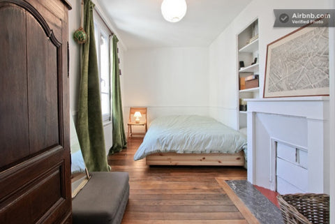 A very nice 2-room renovated apartment is located in rue au Maire, right in the  Paris, France Center and authentic! Entire rental unit vacation rental 2791168