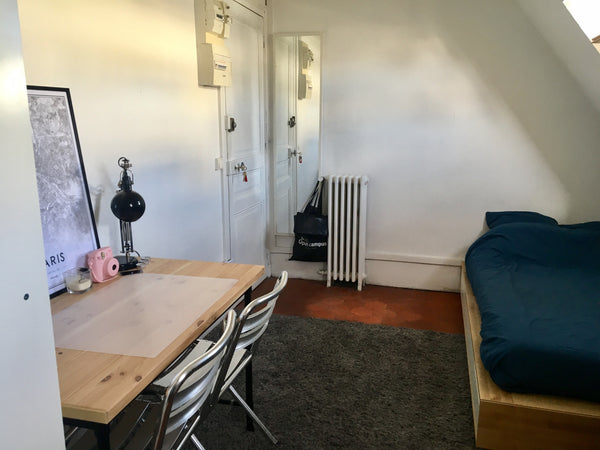 Typical Parisian room in the heart of the city 6ème arrondissement, next to Sain Paris, France Studio Paris Saint Michel, Notre Dame de Paris Entire rental unit vacation rental 22743557