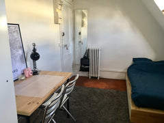 Typical Parisian room in the heart of the city 6ème arrondissement, next to Sain Paris, France Studio Paris Saint Michel, Notre Dame de Paris Entire rental unit vacation rental 22743557