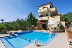 Luxury and  Private Villa, with the Amazing private Pool and Views, Garden and B  Luxury Villa Hibiscus- Private Pool & BBQ!!! Entire villa vacation rental 34143807