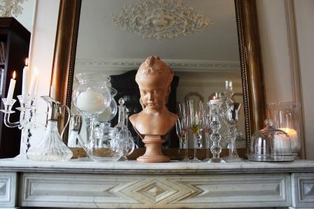 <b>The space</b><br />A romantic & Bourgeois 19 th century apartment with origin Paris, France Romantic 19th century apartment Entire rental unit vacation rental 1181390