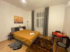 Krásny byt v srdci Prahy, 1 minut pesky od ulice Legerova, 3 minut pesky od IP P Prague, Czechia Amazing quiet flat in the heart of Prague Tyršova Entire rental unit vacation rental 53599725