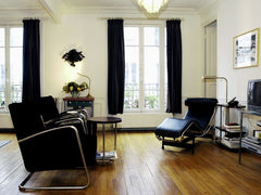 Modern, airy and bright, in lively neighborhood with all commerces at hand. Subw Amsterdam, Netherlands stylish apartment near République Entire rental unit vacation rental 10395558