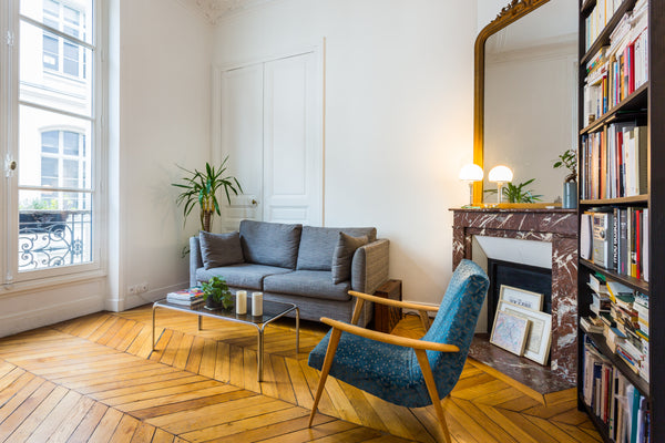 Charming Parisian flat in a beautiful 19th century building, recently renovated. Paris, France Cosy Haussmanian flat, very calm and central Entire rental unit vacation rental 19881989
