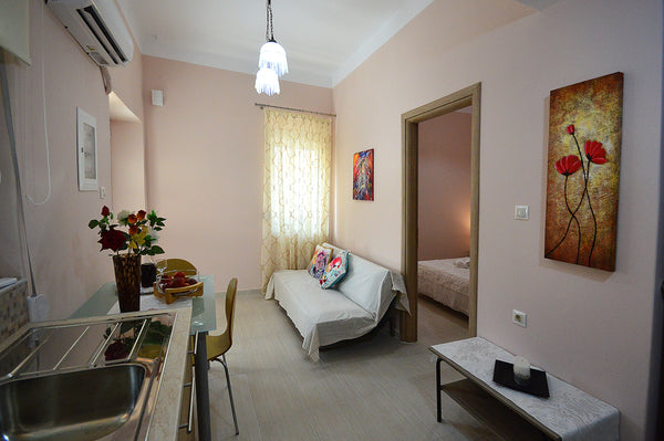 Please message BEFORE you book.I list on many sites and my calendar may not be u Chania, Greece Cosy House Walking Distance To Nea Chora Harbour Entire home vacation rental 51477132