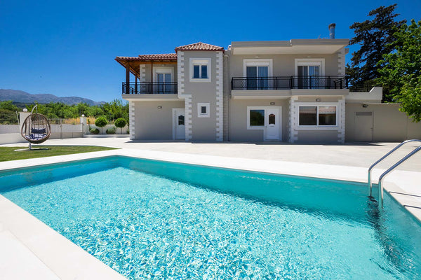 MM Villa is a peaceful 3-bedroom Villa with a private pool, about 500 meters fro Chania, Greece MM Villa, 3 BD, 2 BA, private pool, peaceful Entire villa vacation rental 49695688