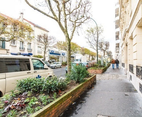 Lovely PARISIEN Flat (haussmann style) very light and sunny, overlooking the Vin Paris, France Magnifique appartement Lumineux & Calme Entire rental unit vacation rental 3758451