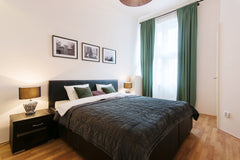 Newly redesigned, lovely decorated, centrally located! Your best choice to stay  Prague, Czechia Stylish apartment in the center with A/C Entire rental unit vacation rental 688387