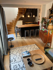 Nous louons la dépendance de notre maison, située en plein cœur du Vieux Lyon, d  Petit cocon indépendant dans le Vieux Lyon Entire guesthouse vacation rental 755038764910441574