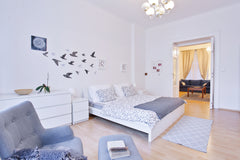 Beautiful and Spacious 2-Bedroom at Wenceslas Square 110m2<br /><br /><b>The spa Prague, Czechia Beautiful and Spacious Apartment Wenceslas square Entire rental unit vacation rental 47544065