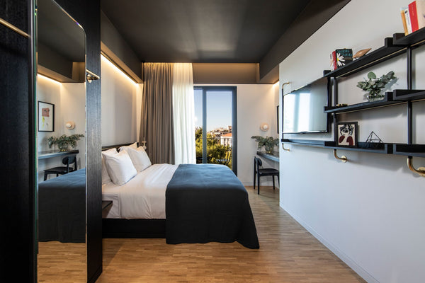 We love places with a past and stories to tell. The Modernist Athens settled int Thessaloniki, Greece The Modernist Athens | Superior Room with Balcony Room in hotel vacation rental 47041143