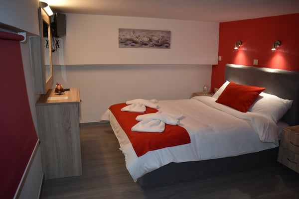 Independent fully equipped Loft Apartment in the heart of City centre, 5 minutes  Rodoula Luxury Apartment 4 Entire home vacation rental 27718668