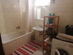 Lovely flat in the heart of Vienna. Many restaurants in walking distance. Just 1 Vienna, Austria Everything is close to you ! Private room in rental unit vacation rental 44620209