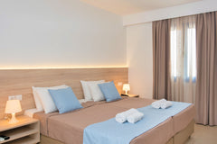 Junior Suite Sea View - Sunshine Village<br /><br /><b>License number</b><br />1 Iraklion, Greece Junior Suite Sea View Sunshine Village & S Seaside Room in hotel vacation rental 48710062