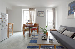 Bright and spacious appartment in the heart of Belleville, an authentic and live Paris, France CHARMING TWO ROOMS APPARTMENT Entire rental unit vacation rental 6943779