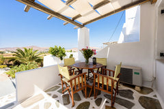 SUNSET is a 4person apartment (4 single beds) small kitchen near the garden and  Naousa, Greece STUDIOS AGNANTI-Sunset apartment Entire condo vacation rental 17600836