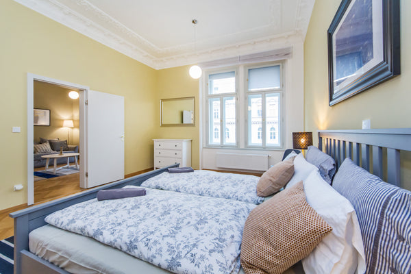 Nově zařízený apartmán s oddělenou ložnicí po kompletní rekonstrukci v populární Prague, Czechia NEW Apartment, fully equipped, VINOHRADY Entire rental unit vacation rental 41022226