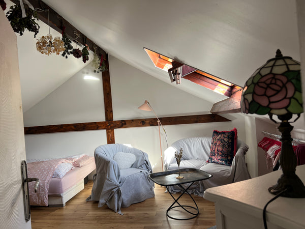 The flat is a 3 rooms duplex of 55m2 in the beautiful and luxurious 16th dist. I Paris, France 3r duplex luxurious dist. typically Parisian Entire rental unit vacation rental 19829215